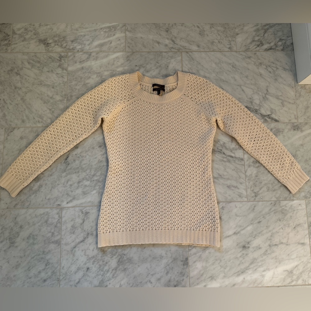 100% cashmere ivory sweater. Small